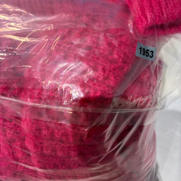 Aritzia Wilfred Free Fuchsia Cropped Oversized Sweater Medium - Picture 10 of 10